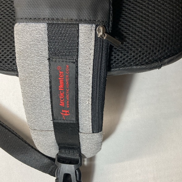 Arctic Hunter sling bag - Picture 4 of 13